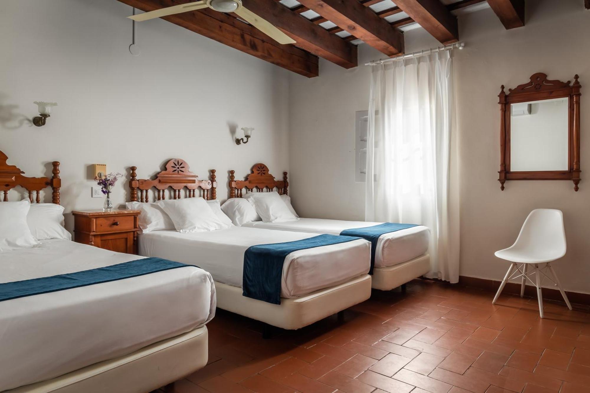 Hotel Medium Renaixenca Sitges Habitación foto